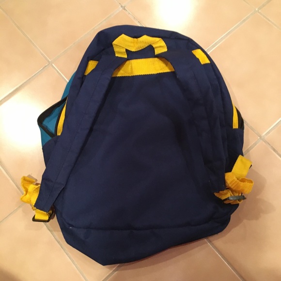 Like-new backpack - Picture 2 of 4